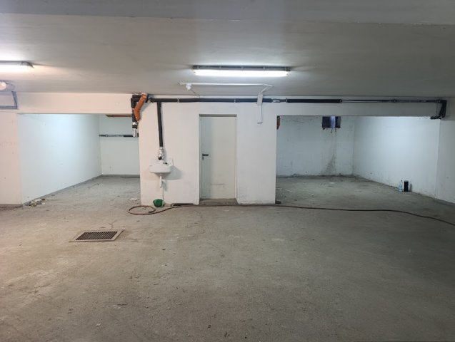 Eladó garázs, Budapesten, XIV. kerületben, Mogyoródi úton
