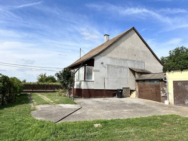 Eladó családi ház, Mátyásdombon 39.9 M Ft, 2 szobás