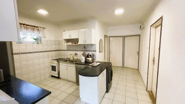 Eladó hotel, Hajdúsámsonon 69.9 M Ft / költözzbe.hu