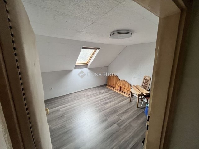 Eladó családi ház, Tökölön 94.9 M Ft, 4 szobás