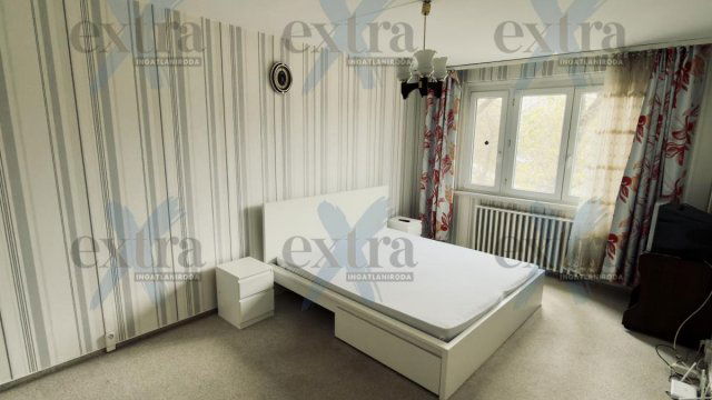 Eladó panellakás, Szegeden 43.9 M Ft, 2 szobás