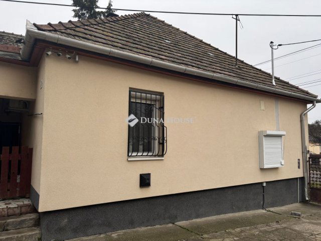 Eladó családi ház, Nagysápon 39.5 M Ft, 3 szobás