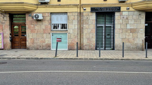 Kiadó üzlethelyiség, Budapesten, II. kerületben 999 E Ft / hó