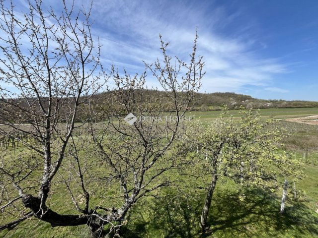 Eladó nyaraló, Monostorapátin 52 M Ft, 1 szobás