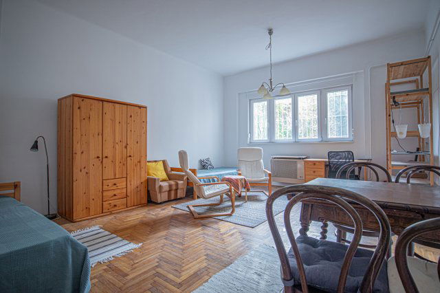 Eladó téglalakás, XII. kerületben, Városmajor utcában