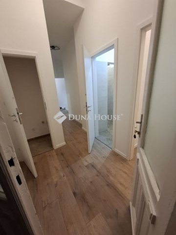 Eladó téglalakás, Budapesten, XIII. kerületben 59.999 M Ft