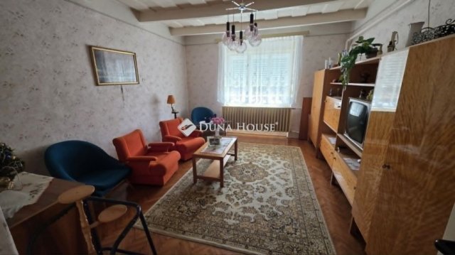 Eladó családi ház, Szentlőrinckátán 36 M Ft, 3 szobás