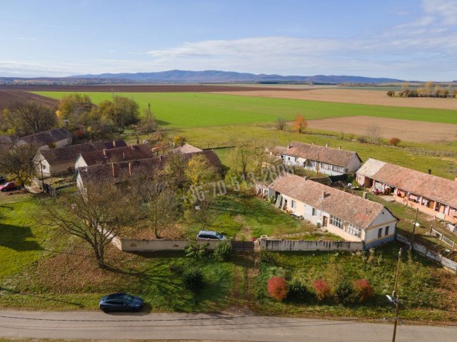 Eladó családi ház, Patakon 13.5 M Ft, 3 szobás
