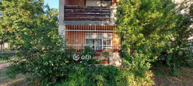 Eladó téglalakás, Kunszentmártonban 20.499 M Ft, 1+2 szobás