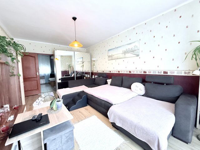 Eladó téglalakás, Kaposváron 35.99 M Ft, 2 szobás