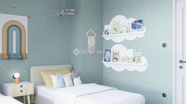 Eladó téglalakás, Fonyódon 263.73 M Ft, 8 szobás