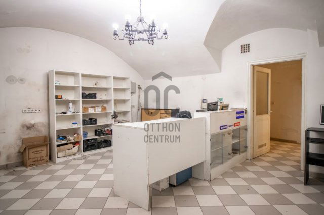 Eladó üzlethelyiség, Budapesten, VI. kerületben 25 M Ft