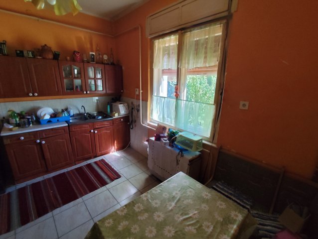 Eladó családi ház, Zalaszentgróton 32 M Ft, 2 szobás