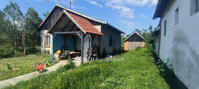 Eladó családi ház, Szabadkígyóson 14.5 M Ft