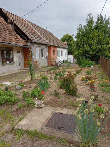 Eladó családi ház, Szekszárdon, Kisbödö utcában 21 M Ft