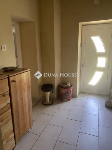 Eladó családi ház, Piliscséven 49.9 M Ft, 3 szobás