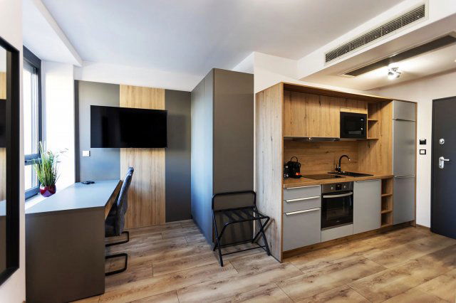 Kiadó téglalakás, albérlet, Pécsett, Rákóczi úton, 1 szobás