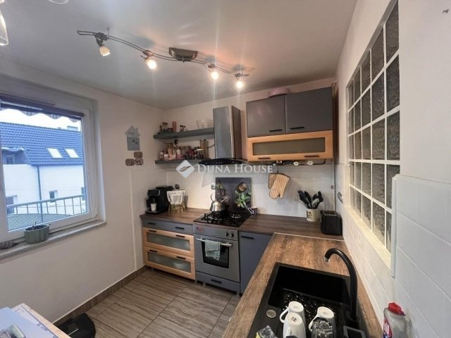 Eladó téglalakás, Szegeden 114 M Ft, 5 szobás