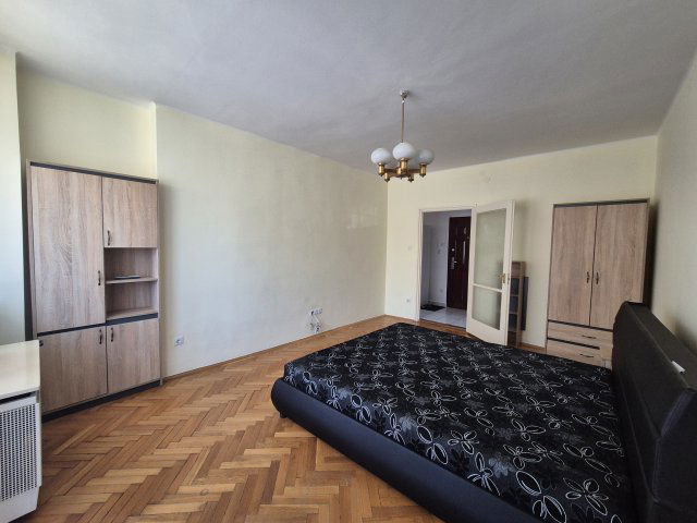 Kiadó téglalakás, albérlet, Kecskeméten 150 E Ft / hó