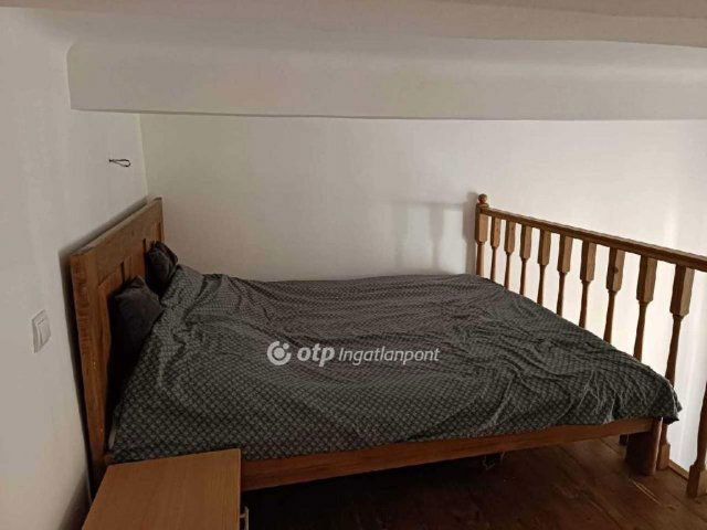 Eladó téglalakás, Budapesten, VIII. kerületben 49.9 M Ft