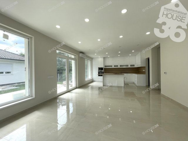 Eladó családi ház, Ballószögön 118.1 M Ft, 4 szobás