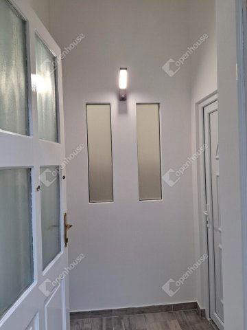 Eladó téglalakás, Budapesten, VIII. kerületben 64.9 M Ft
