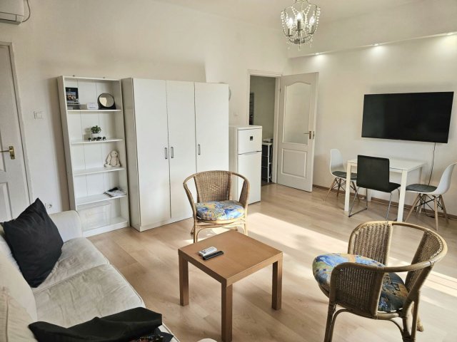 Kiadó téglalakás, albérlet, Debrecenben 220 E Ft / hó, 2 szobás