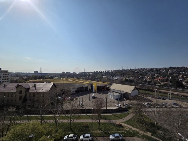 Eladó panellakás, Budapesten, XI. kerületben 69.9 M Ft, 3 szobás