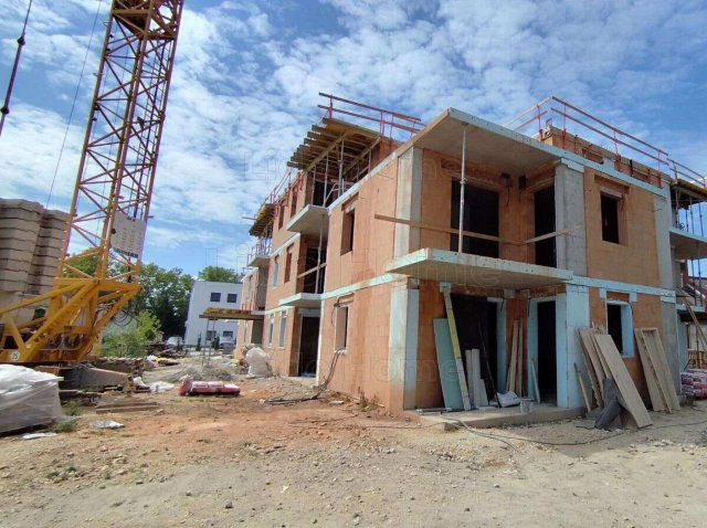 Eladó nyaraló, Zamárdiban 85 M Ft, 2 szobás