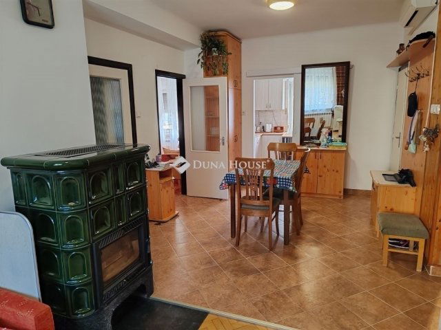 Eladó téglalakás, Kecskeméten 69.9 M Ft, 3 szobás