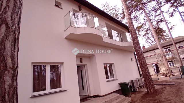 Eladó téglalakás, Siófokon 90.412 M Ft, 3 szobás