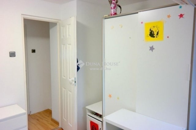Eladó téglalakás, Budapesten, XX. kerületben 65.9 M Ft, 3 szobás