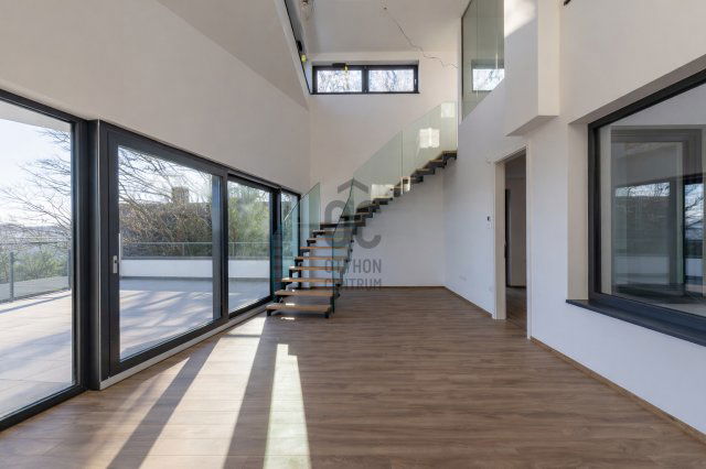 Eladó téglalakás, Budapesten, II. kerületben 215 M Ft, 3 szobás