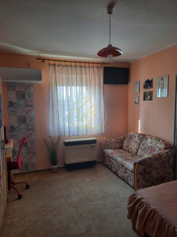 Eladó téglalakás, Pécsett 62.9 M Ft, 2 szobás