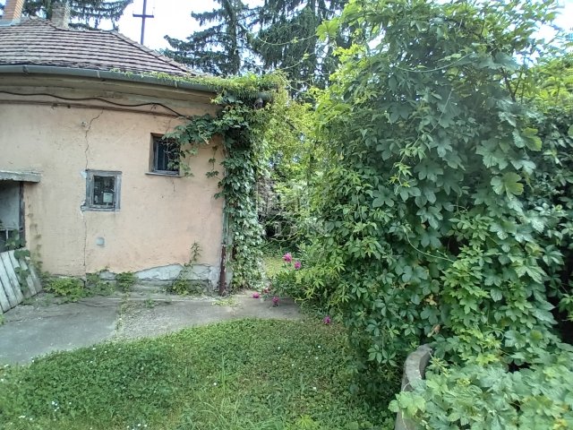 Eladó telek, Gödöllőn 105 M Ft, 2+1 szobás