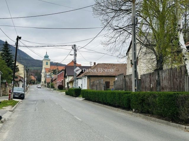 Eladó családi ház, Pilisszántón 130 M Ft, 4 szobás