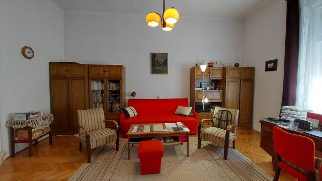 Eladó téglalakás, Budapesten, I. kerületben, Hunyadi János úton