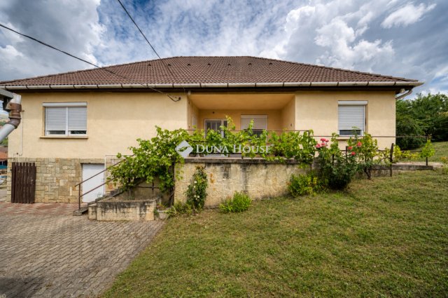 Eladó családi ház, Mádon 59.9 M Ft, 3 szobás