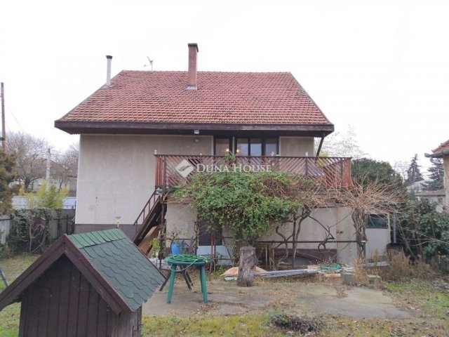 Eladó családi ház, Dunaharasztin 109 M Ft, 6 szobás