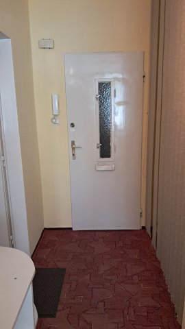 Kiadó iroda, Szolnokon 100 E Ft / hó, 2+1 szobás