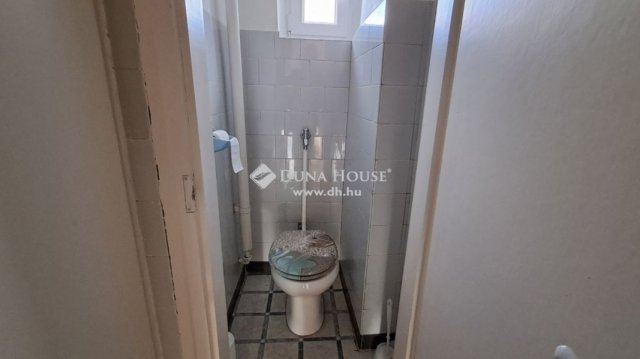 Eladó családi ház, Kecskeméten 69.9 M Ft, 6 szobás