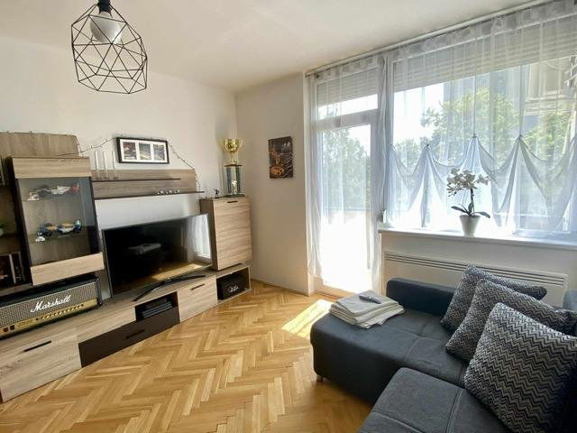 Eladó téglalakás, Dunakeszin 76.5 M Ft, 2 szobás