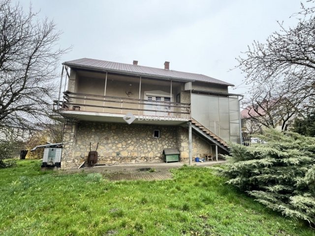 Eladó családi ház, Herenden 74.9 M Ft, 4 szobás