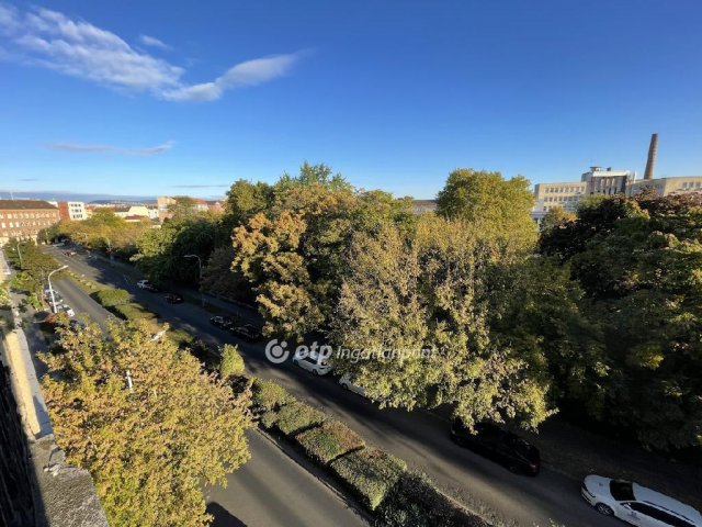 Eladó téglalakás, Budapesten, VIII. kerületben 78.9 M Ft