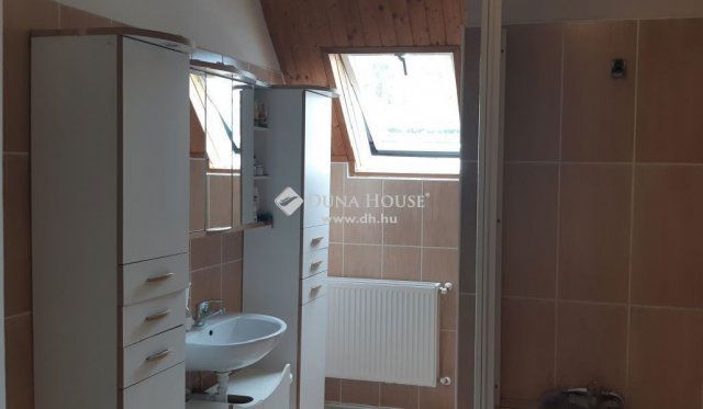 Eladó sorház, Harkányban 79.99 M Ft, 8 szobás