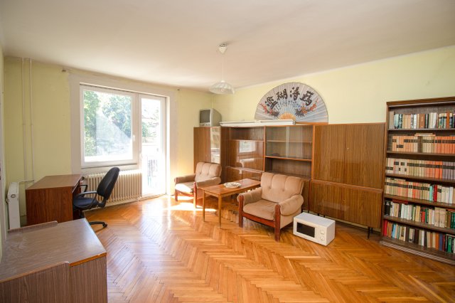 Eladó téglalakás, Ajkán, Móricz Zsigmond utcában 26.4 M Ft