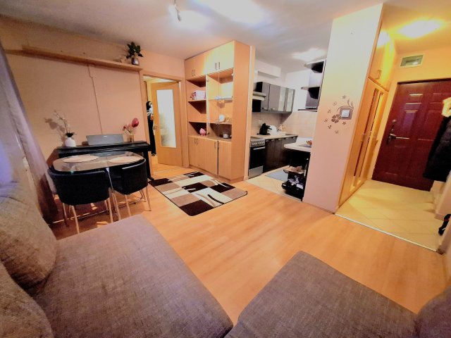 Eladó téglalakás, Budapesten, XIII. kerületben, Zsinór utcában