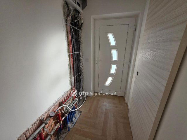 Eladó sorház, Hajdúszoboszlón 78 M Ft, 2 szobás