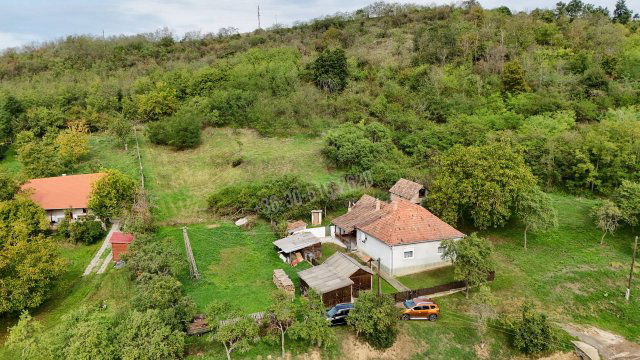 Eladó családi ház, Legénden 28 M Ft, 3 szobás