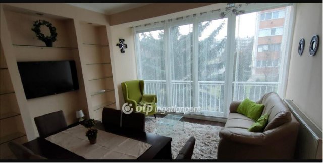 Eladó téglalakás, Budapesten, II. kerületben 124 M Ft